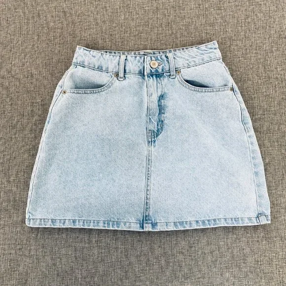Forever‎ 21 Acid Wash Denim Mini Skirt Small Pockets Casual Wear 100% Cotton - Picture 3 of 10
